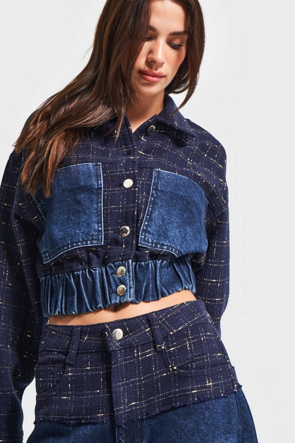 It's Basic Kadın Koyu Kot Rengi T 2W5-7 Dokuma Denim Kumaş Karışımlı Önü Düğmeli Özel Tasarım Bomber Ceket görsel 2