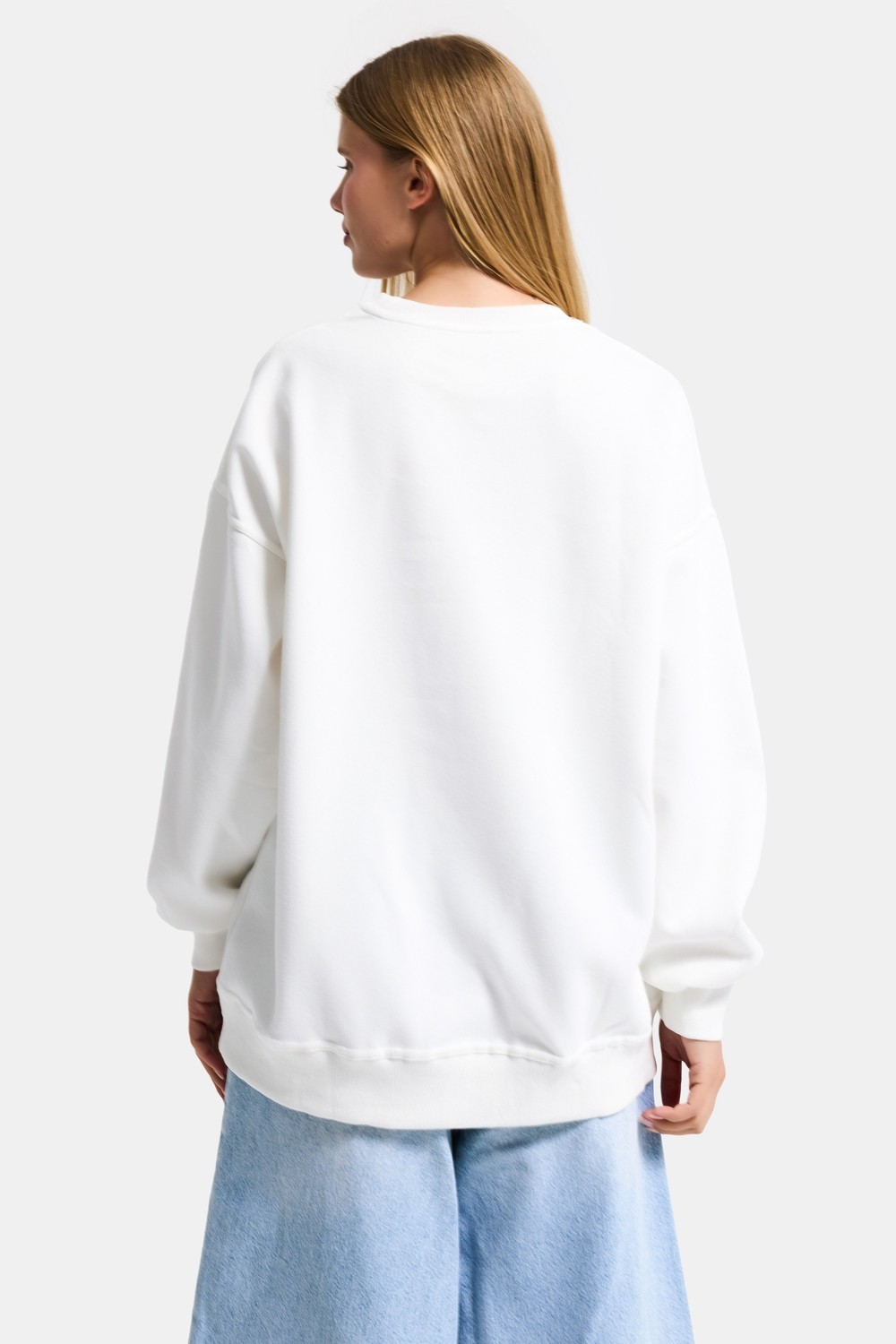 It's Basic Kadın Beyaz W5 Oversize Baskılı %100 Koton Organik Kumaş Sweatshirt görsel 5