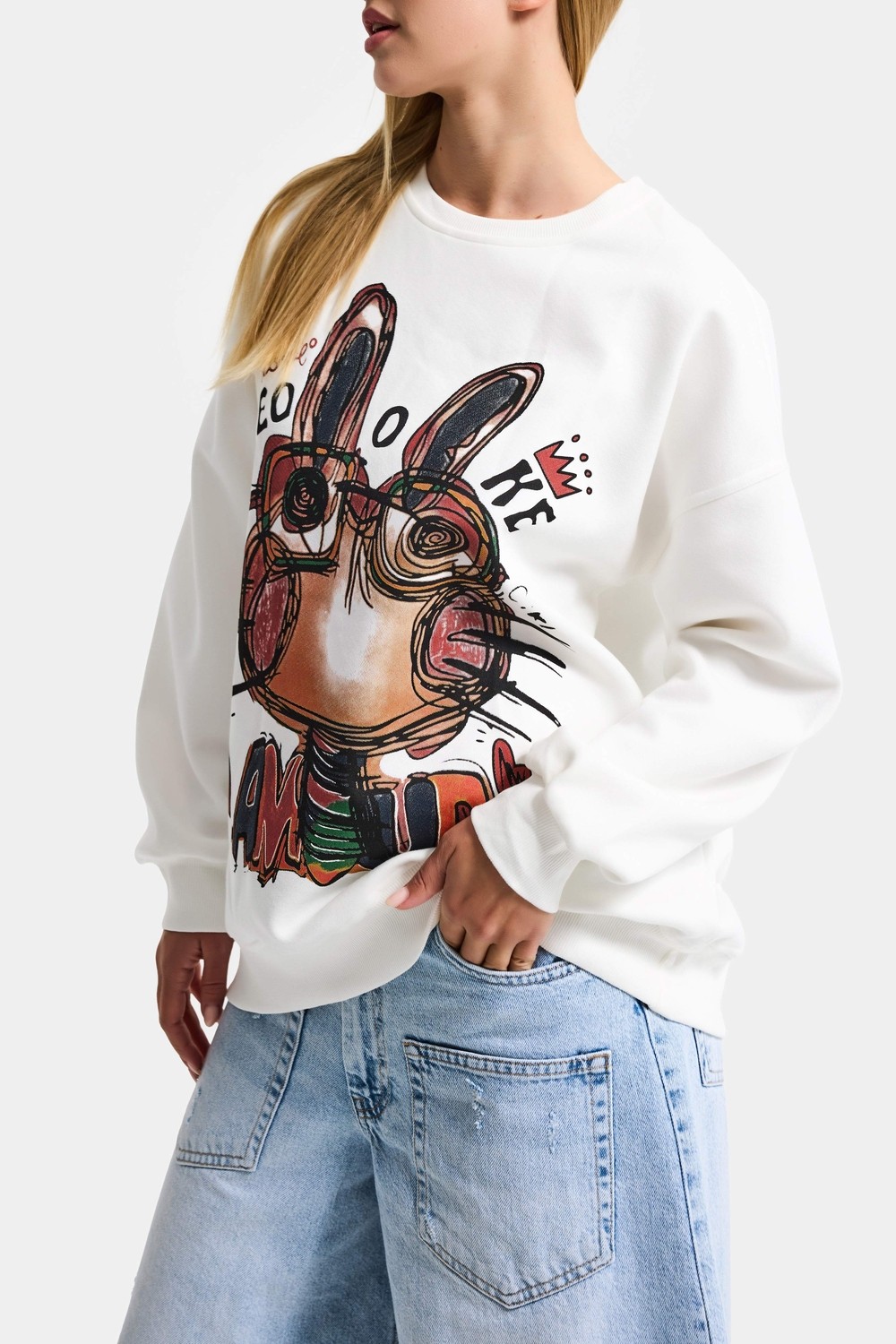 It's Basic Kadın Beyaz W5 Oversize Baskılı %100 Koton Organik Kumaş Sweatshirt
