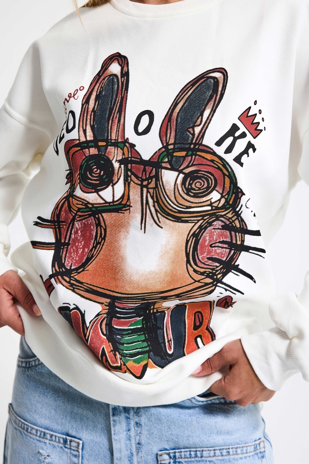 It's Basic Kadın Beyaz W5 Oversize Baskılı %100 Koton Organik Kumaş Sweatshirt görsel 4