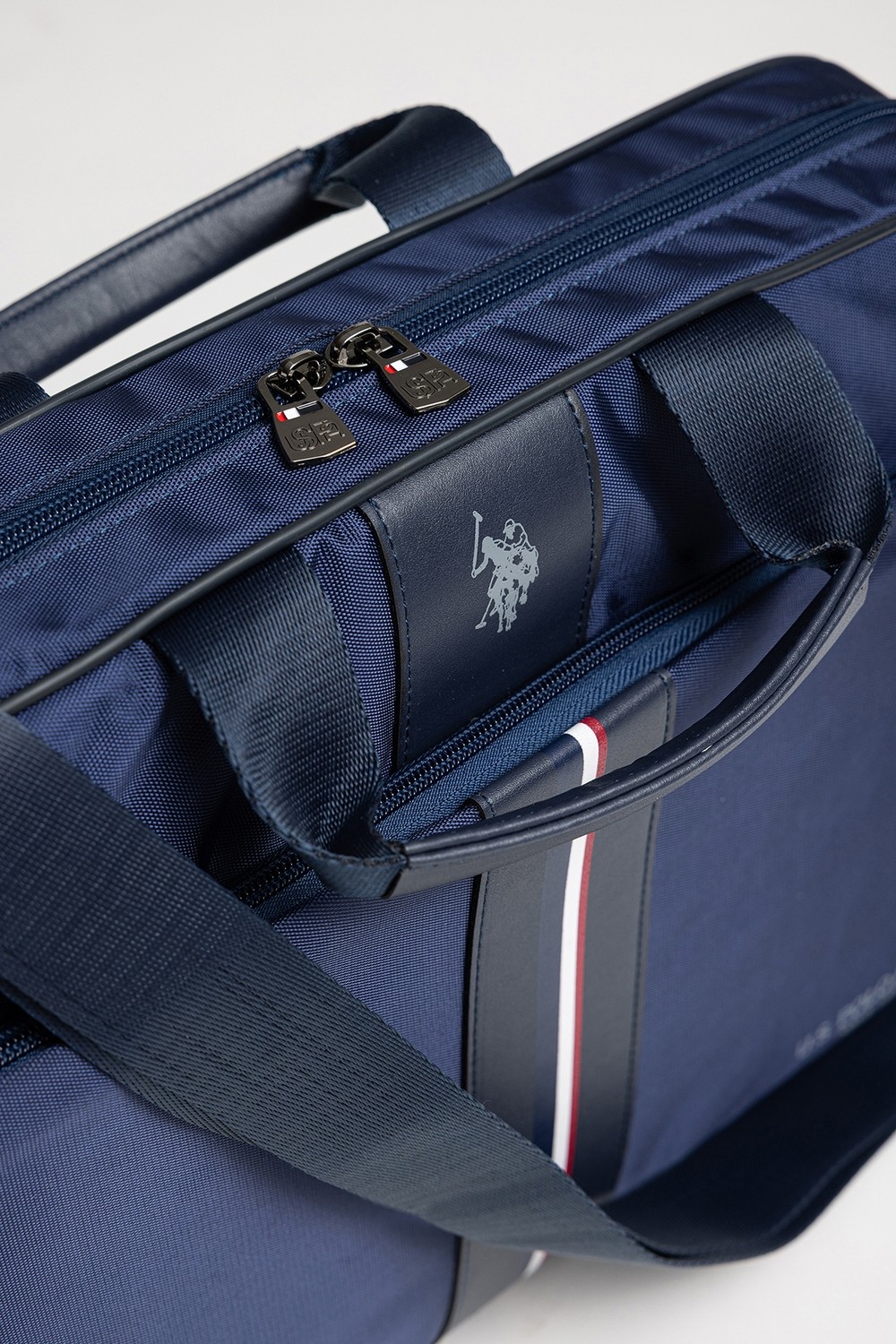 U.S. Polo Assn. Lacivert Laptop Çantası 15.6 Inç Uyumlu Omuz Askılı Evrak ve Bilgisayar Çantası 26058 görsel 4