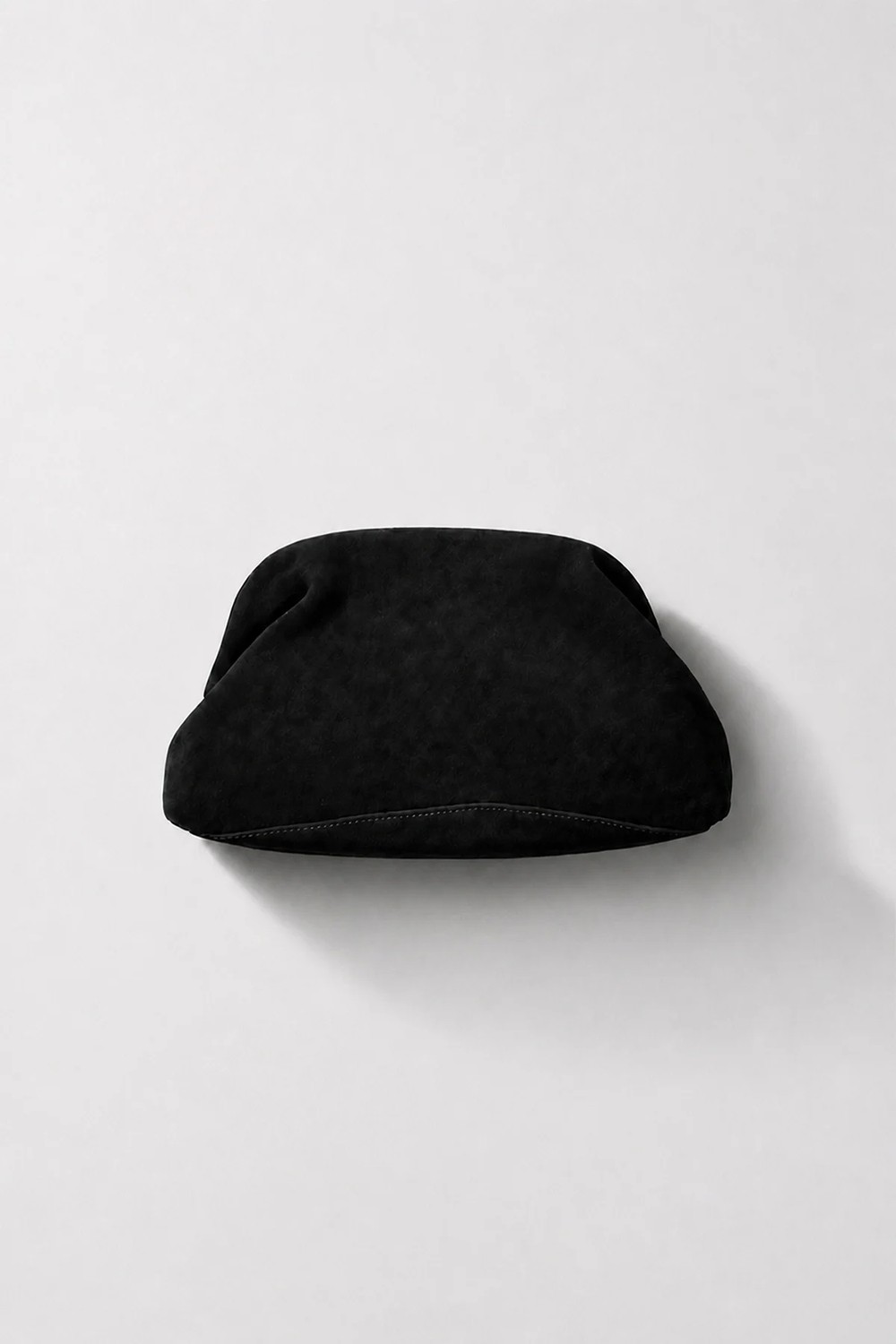 Vatkalı Mila clutch çanta