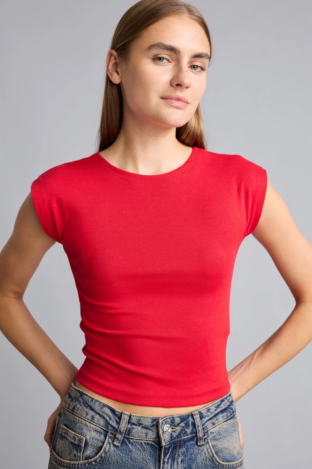 DeFacto Slim Fit Bisiklet Yaka Basic Modal Kısa Kollu Tişört F0685AX26SM