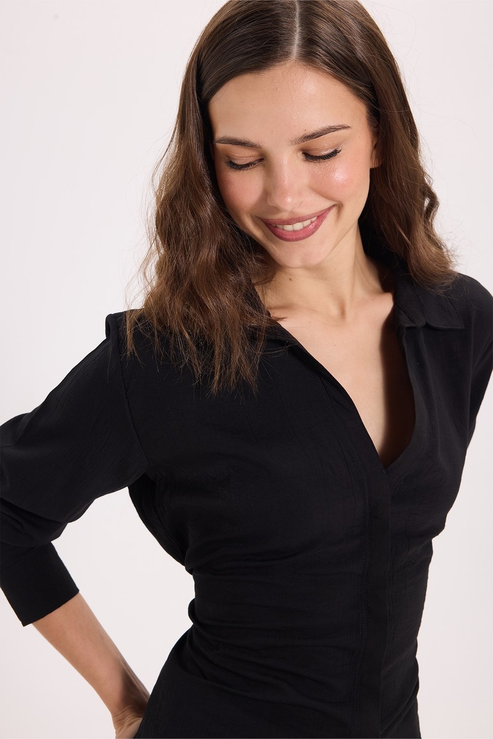 Tudors Kadın Slim Fit Dar Kesim Bel ve Sırt Bağlamalı Siyah Gömlek görsel 7