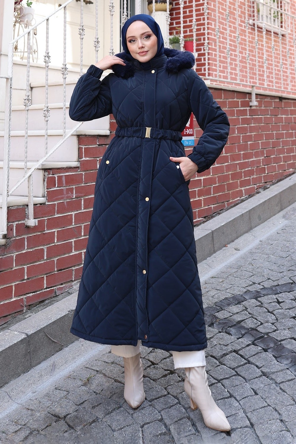 Missvalle Nova Kemerli Kapitone Mont Gri 3000