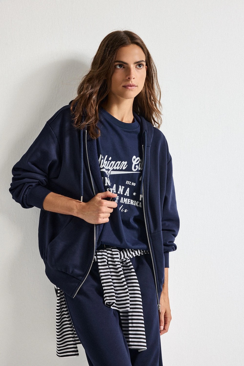 DeFacto Relax Fit Kapüşonlu Basic Düz Kalın Sweatshirt Kumaşı Hırka C1809AX26WN