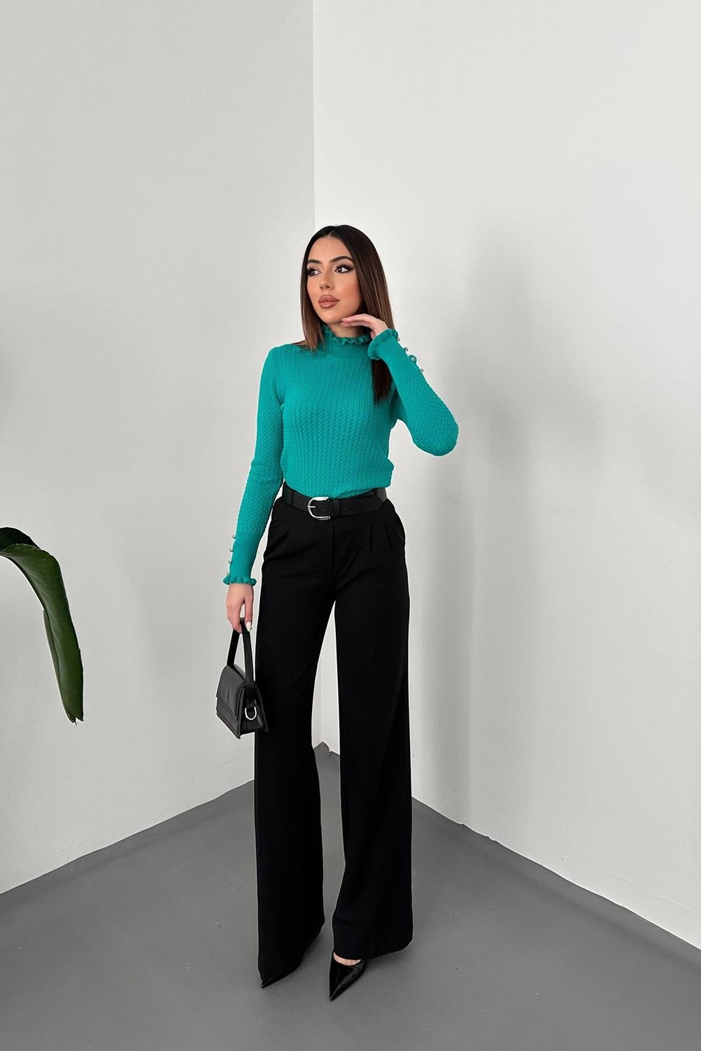Moda Days Kadın Yeşil Boğazlı Saç Örgü Desenli Fırfırlı Manşetli Uzun Kollu Triko Kazak