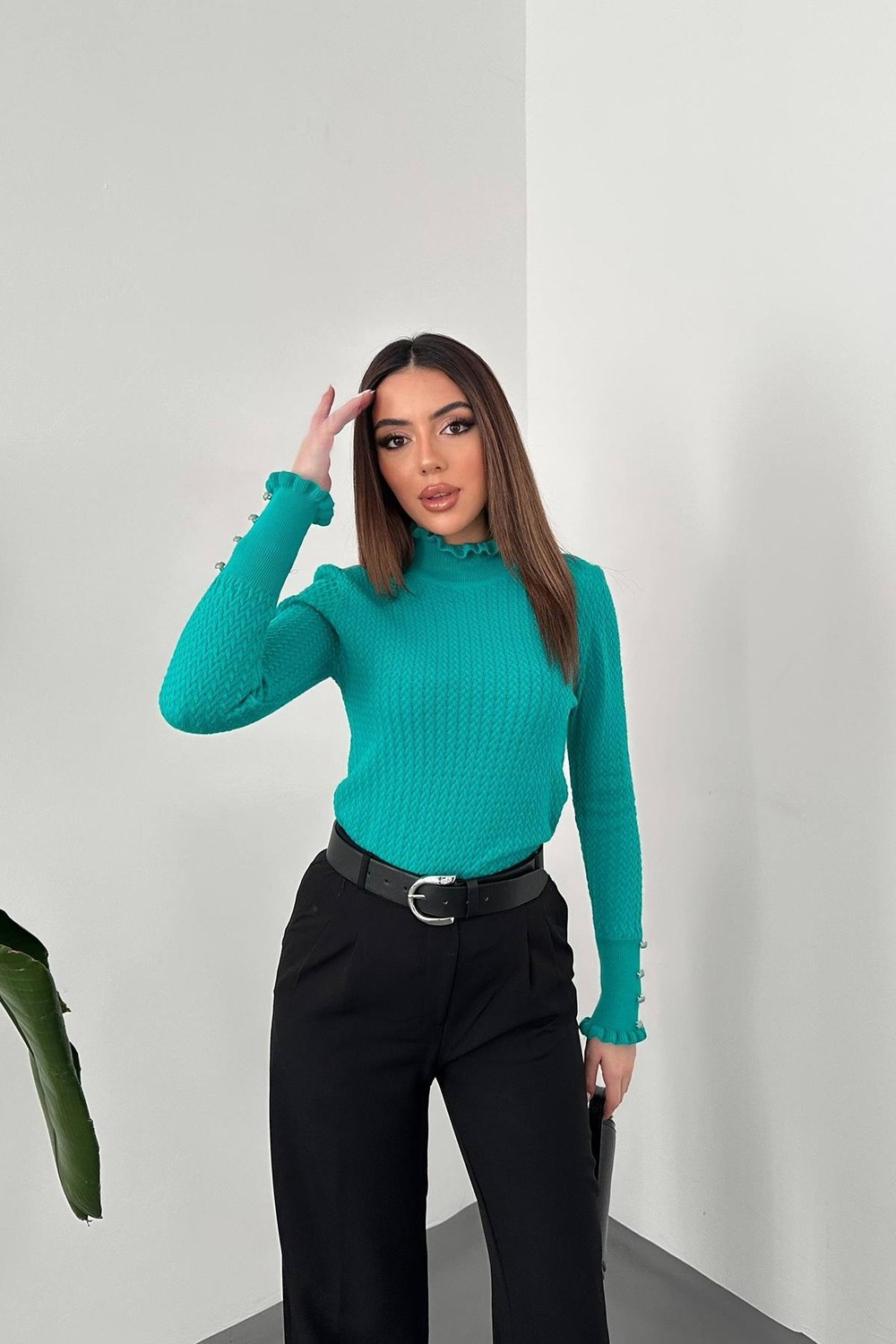 Moda Days Kadın Yeşil Boğazlı Saç Örgü Desenli Fırfırlı Manşetli Uzun Kollu Triko Kazak görsel 6