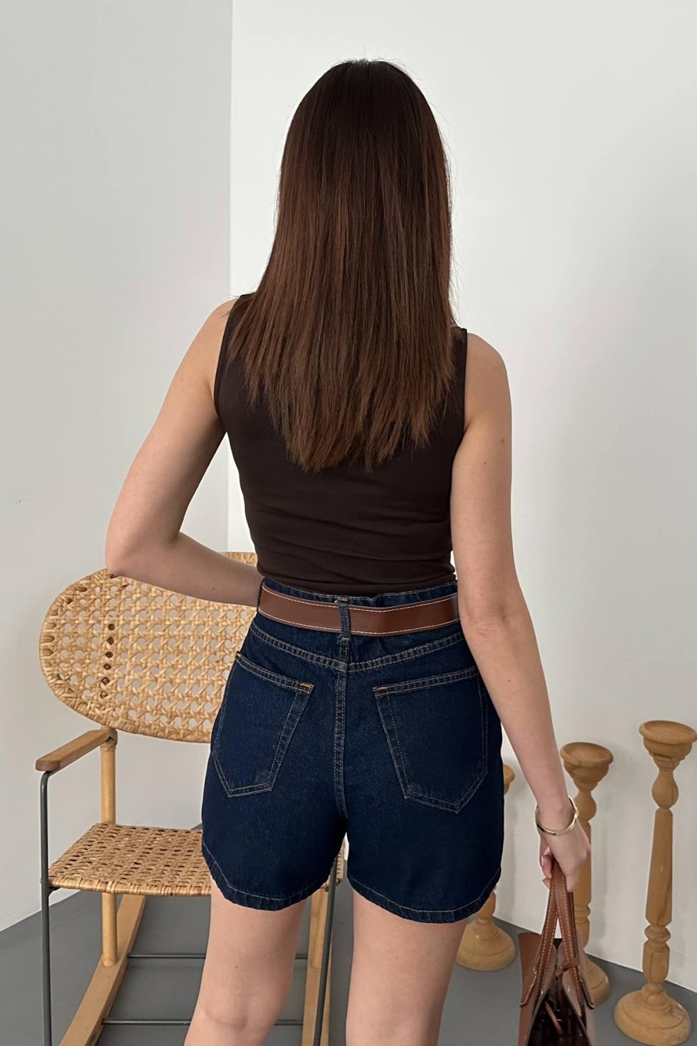 Moda Days Kadın Mavi Denim Yüksek Bel 5 Cepli Kontrast Dikişli Kısa Şort görsel 5