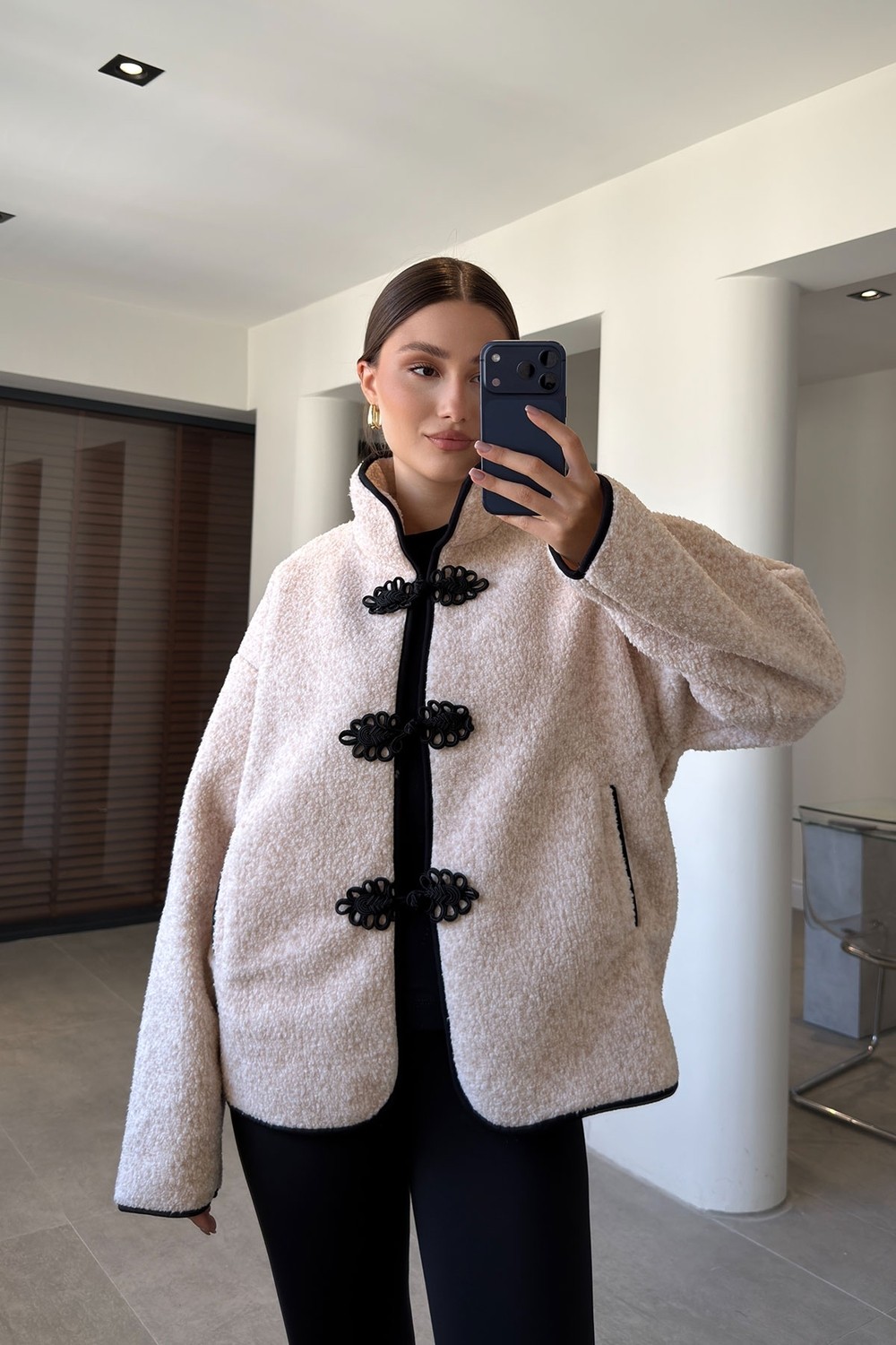 Magarde Biye Detaylı Cepli Polar Ceket- Bej görsel 4