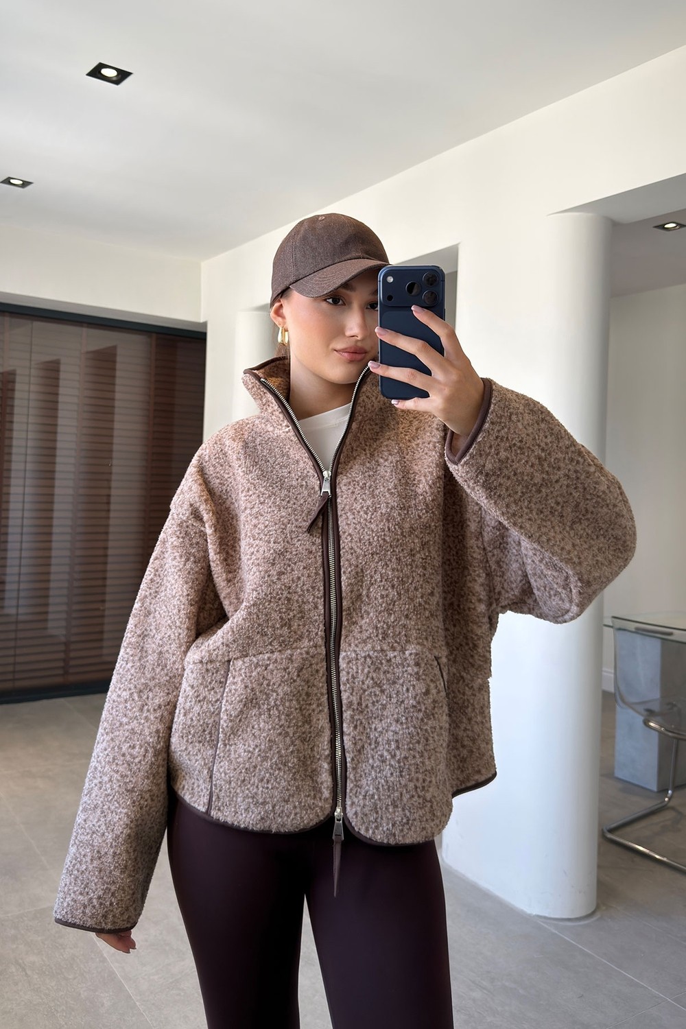 Magarde Fermuarlı Dik Yaka Polar Ceket- Bej görsel 6