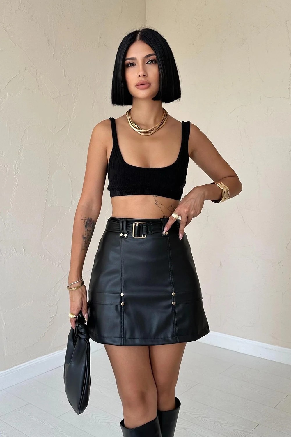 Moda Days Kadın Siyah Suni Deri Kemerli Mini Etek Metal Detaylı A Kesim görsel 2