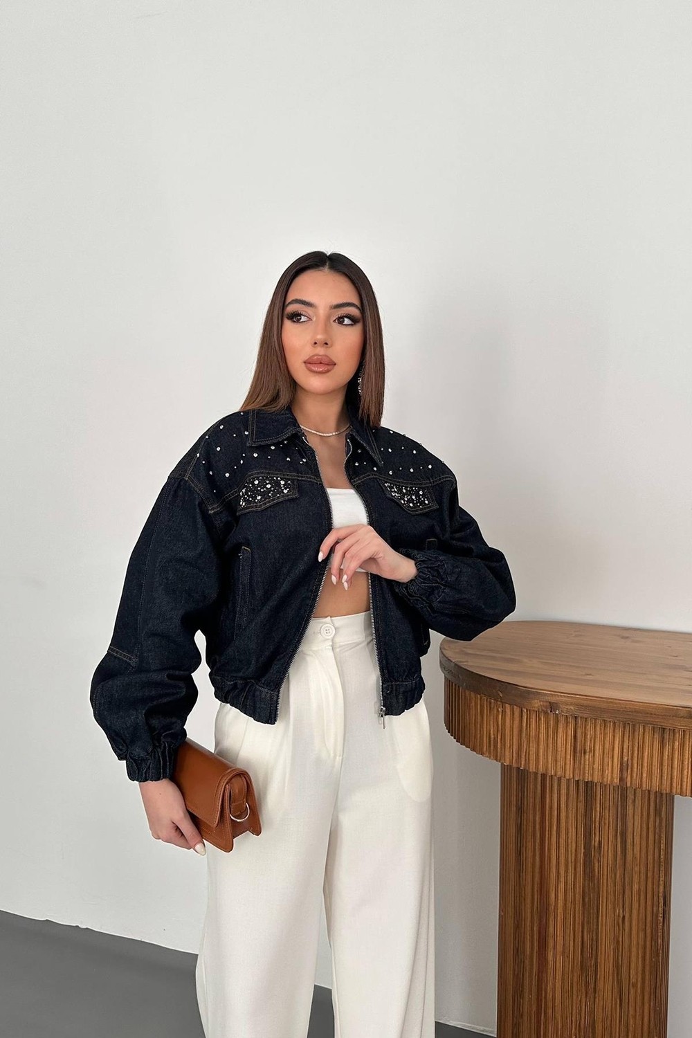 Moda Days Kadın Mavi Taş Aksesuarlı Crop Denim Ceket Gömlek Yakalı Fermuarlı görsel 2