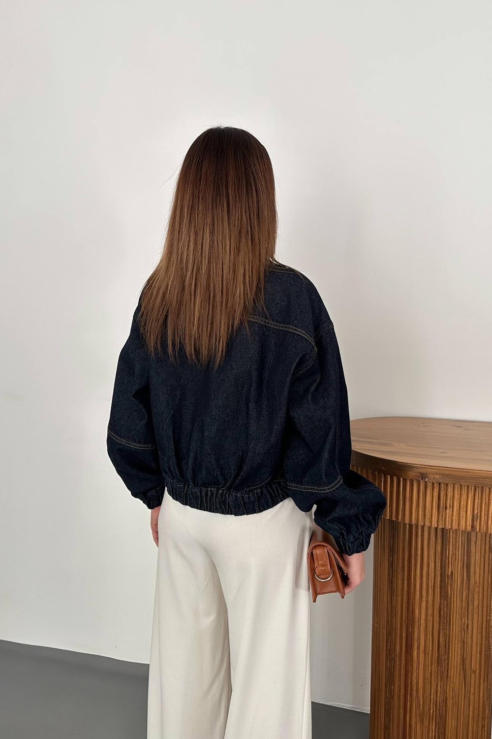 Moda Days Kadın Mavi Taş Aksesuarlı Crop Denim Ceket Gömlek Yakalı Fermuarlı görsel 5