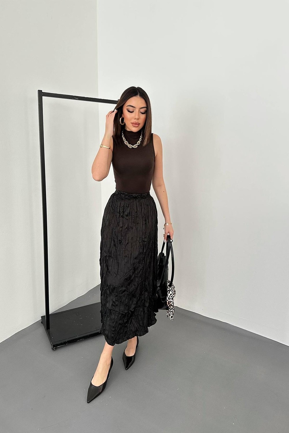 Moda Days Kadın Siyah Kraş Dokulu Beli Lastikli A Kesim Midi Etek görsel 2