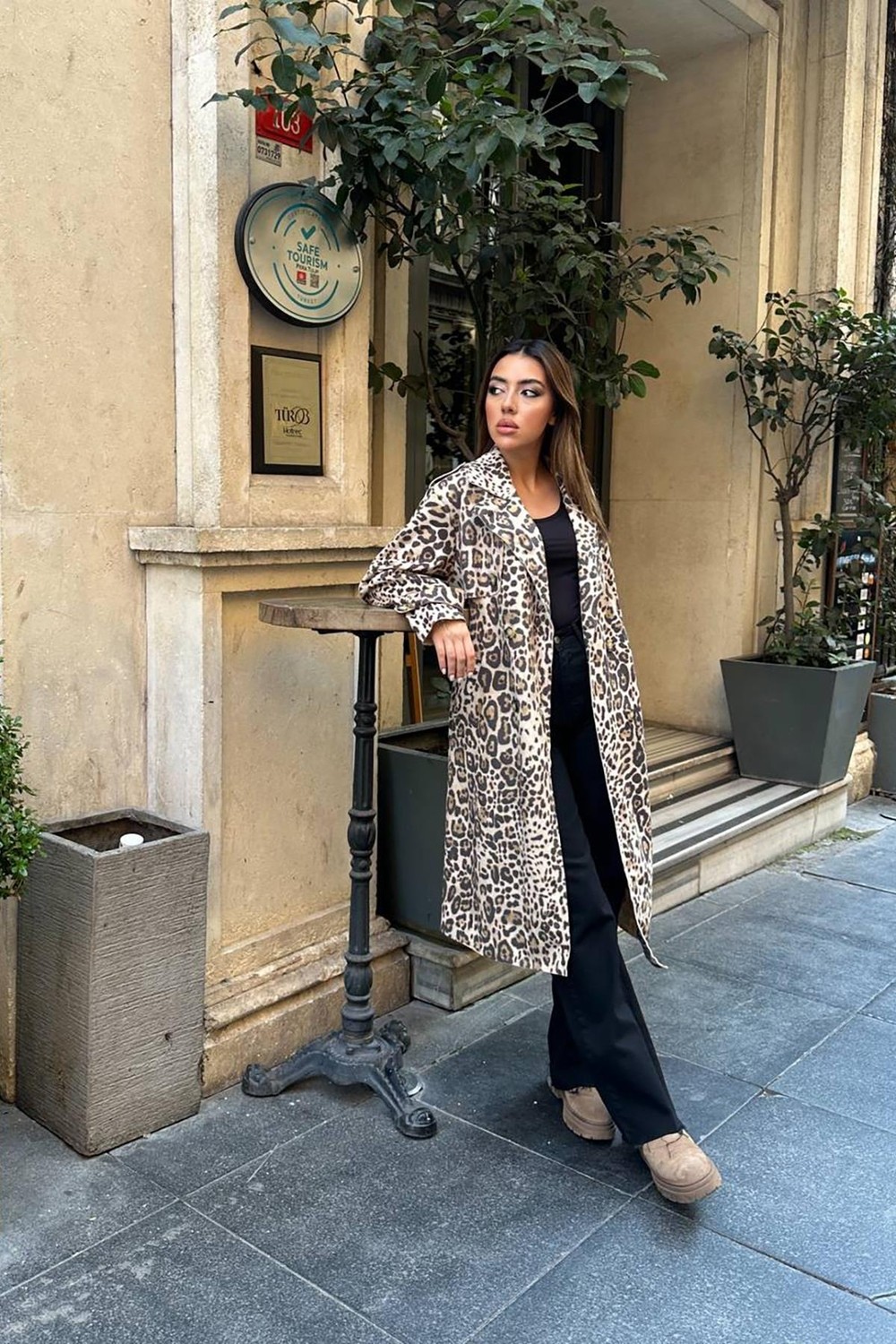 Moda Days Kadın Leopar Desenli Pelerin Detaylı Kemerli Düğmeli Uzun Kaban görsel 2