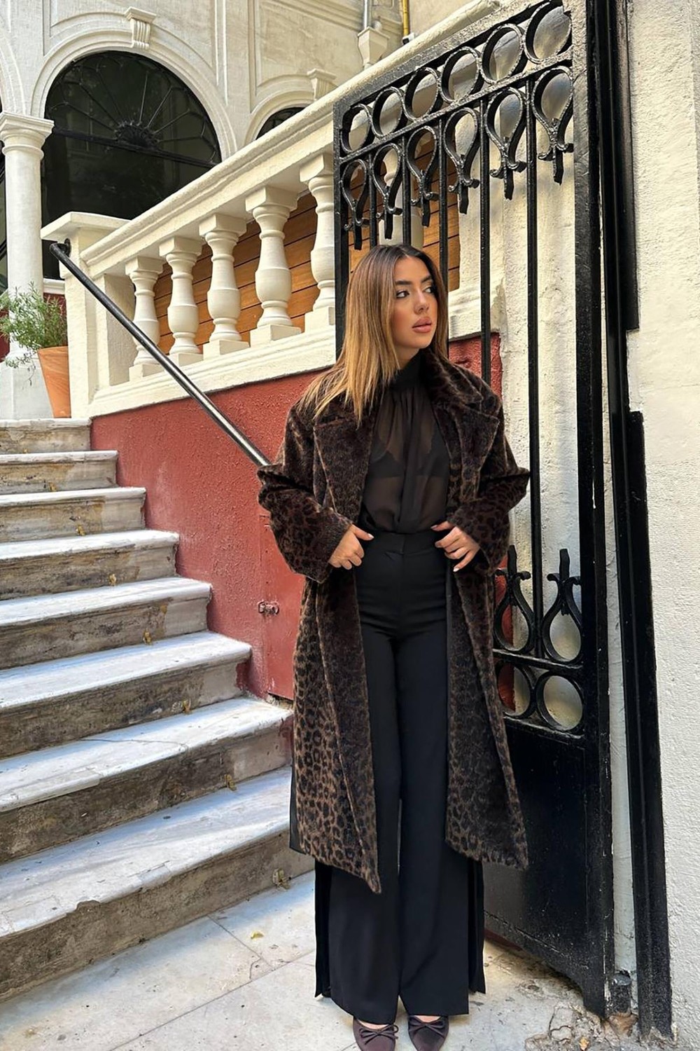 Moda Days Kadın Bordo Uzun Leopar Desenli Deri Kuşaklı Klasik Yaka Kaban