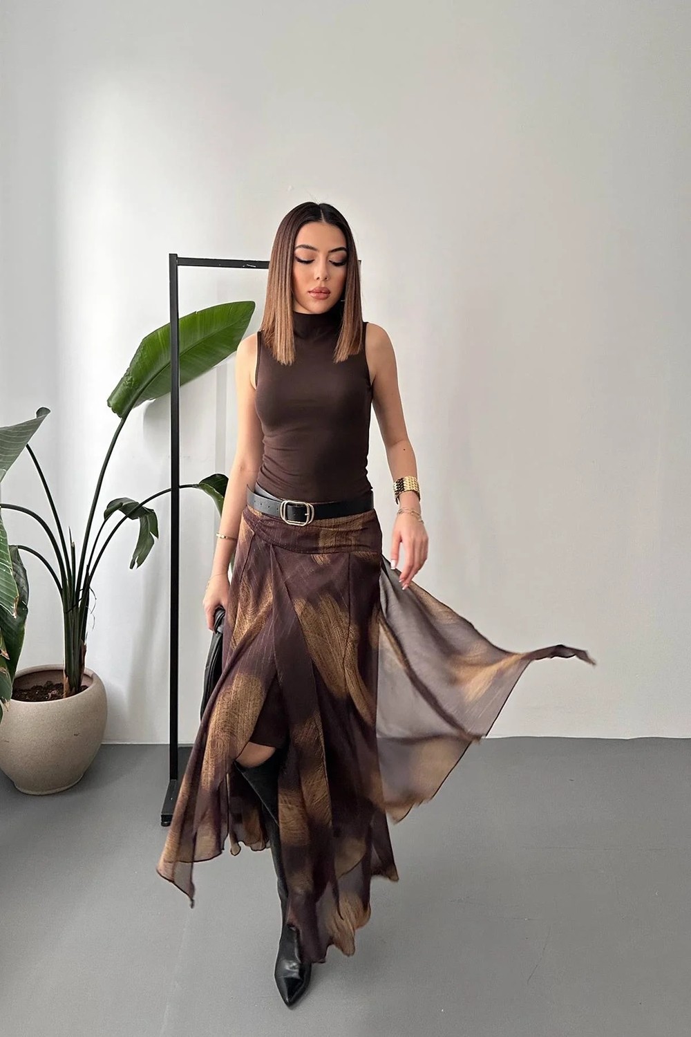 Moda Days Kadın Kahverengi Etek Şifon Desenli Büzgülü Yırtmaçlı Astarlı Uzun Asimetrik Etek