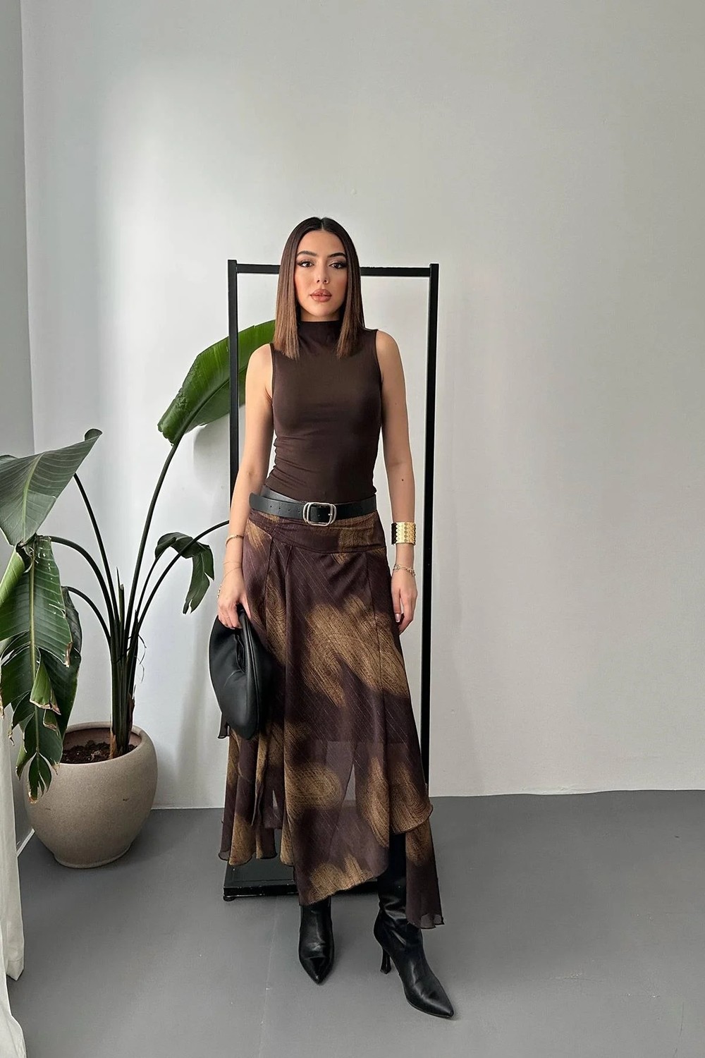 Moda Days Kadın Kahverengi Etek Şifon Desenli Büzgülü Yırtmaçlı Astarlı Uzun Asimetrik Etek görsel 2