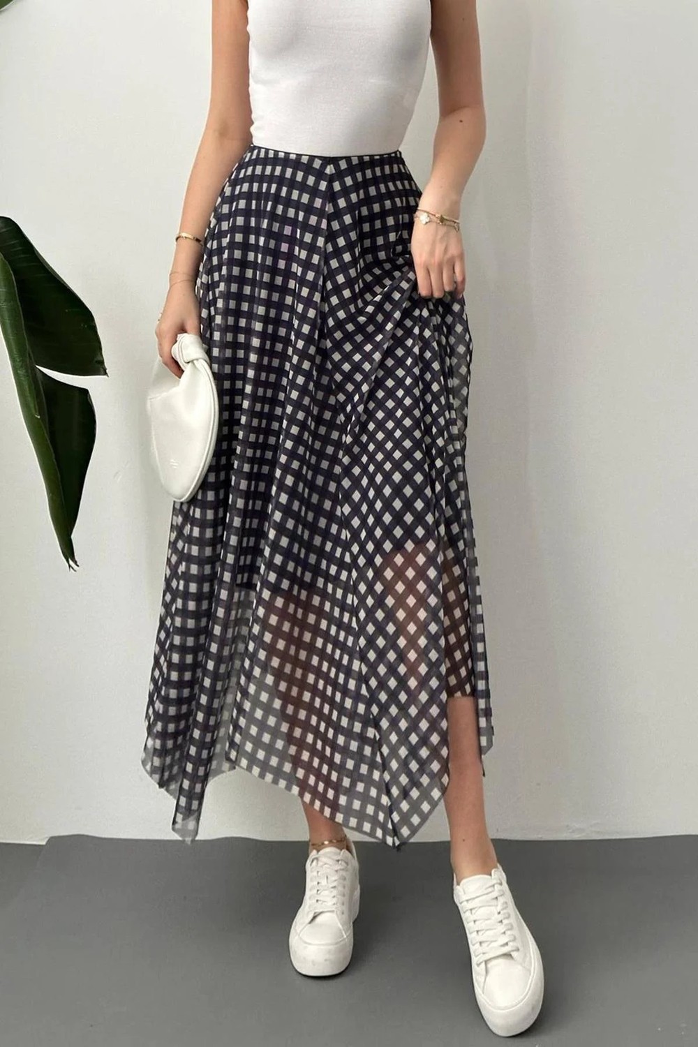 Moda Days Kadın Lacivert Ekose Desenli Astarlı Tül Asimetrik Midi A-Line Etek görsel 8