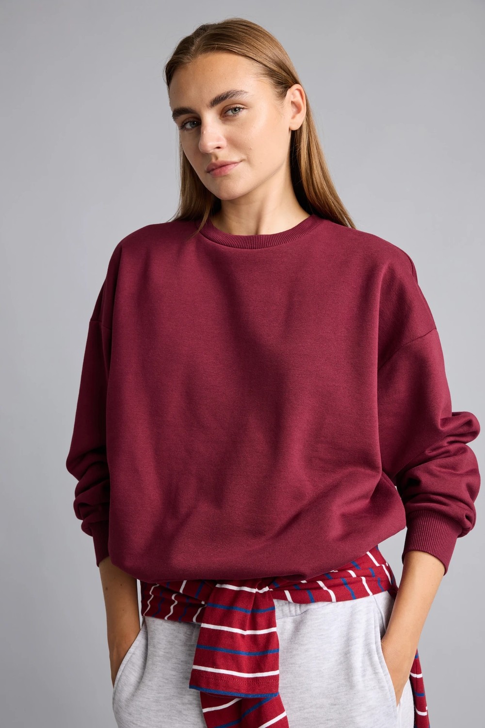 DeFacto Oversize Bisiklet Yaka Basic Kalın Sweatshirt F9628AX26AU görsel 3