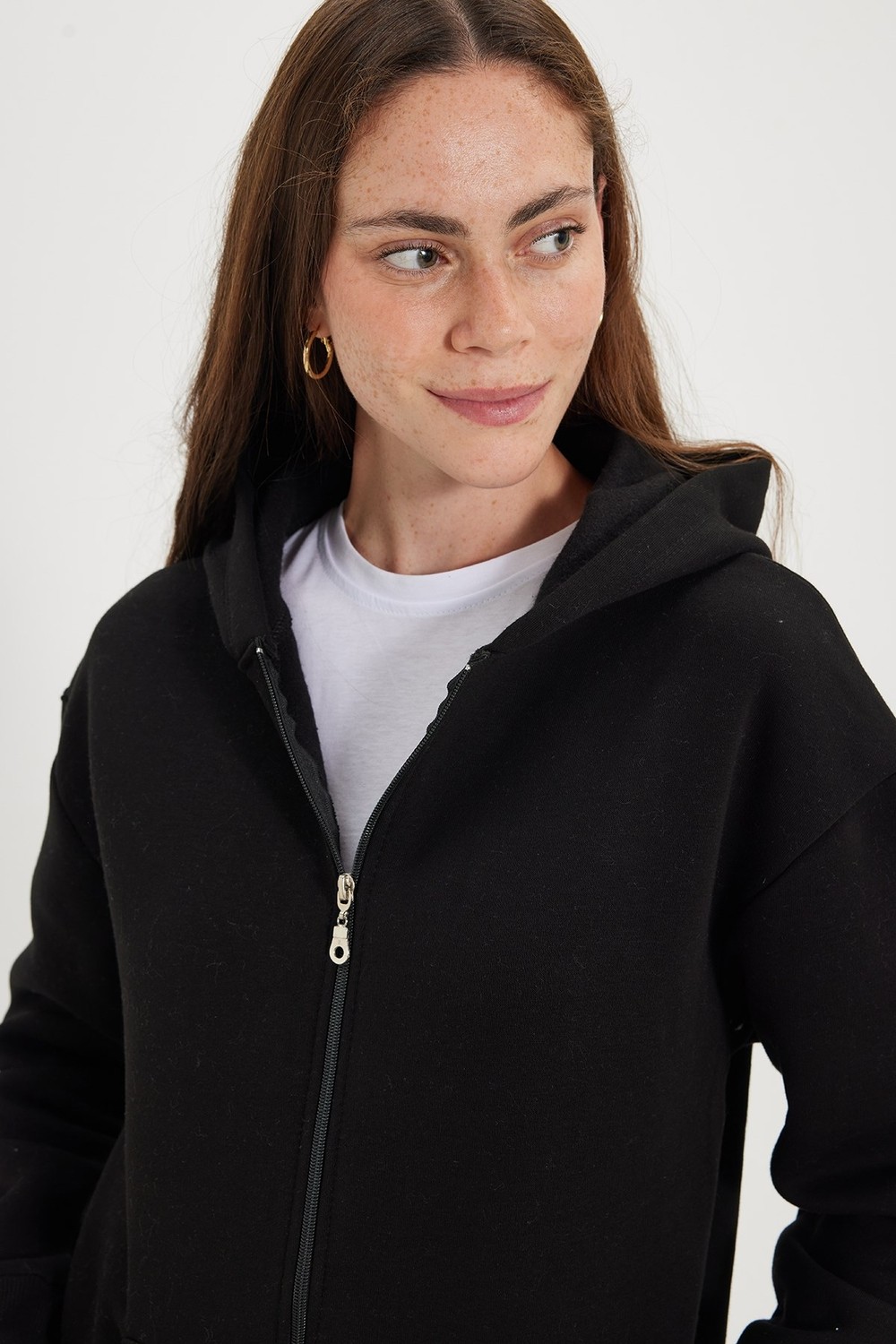 Tudors Kadın Oversize Geniş Kesim %100 Pamuk Kapüşonlu Fermuarlı Cepli Siyah Sweatshirt görsel 4