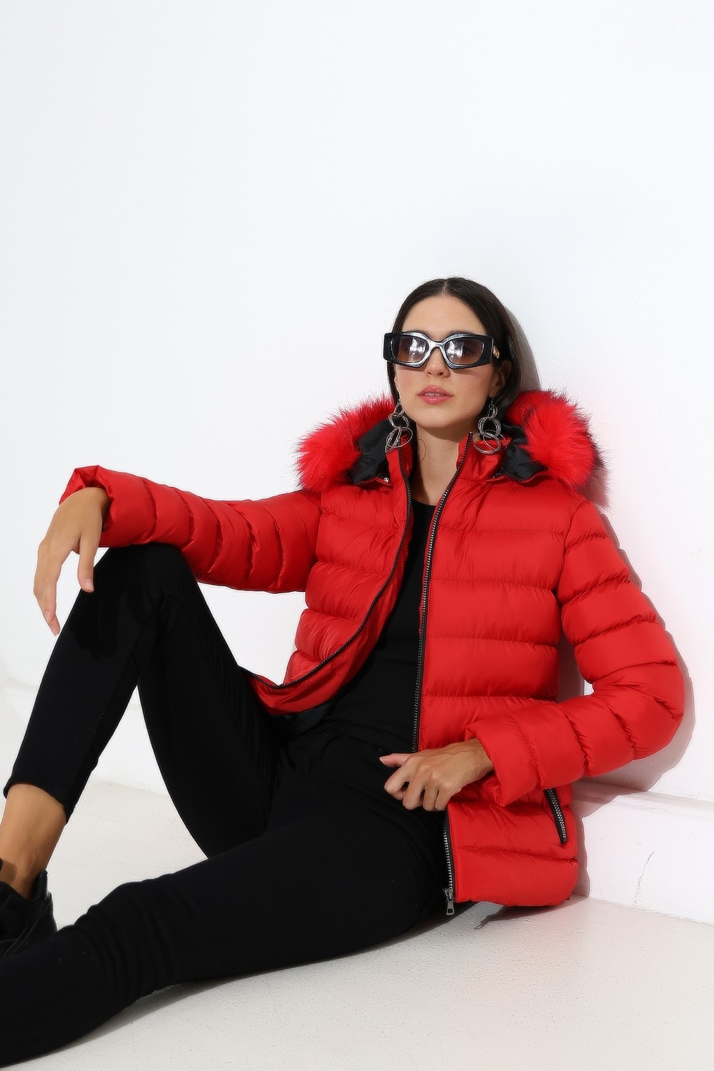 Tals Moda Kadın Silim Fit Çıkarılabilir Kapişonlu Mont