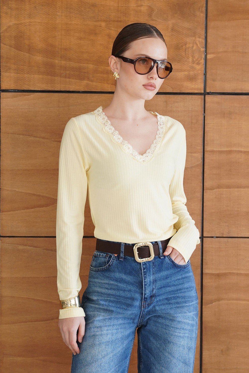 Very Moda Yakası Dantel Detaylı Bluz | F2088
