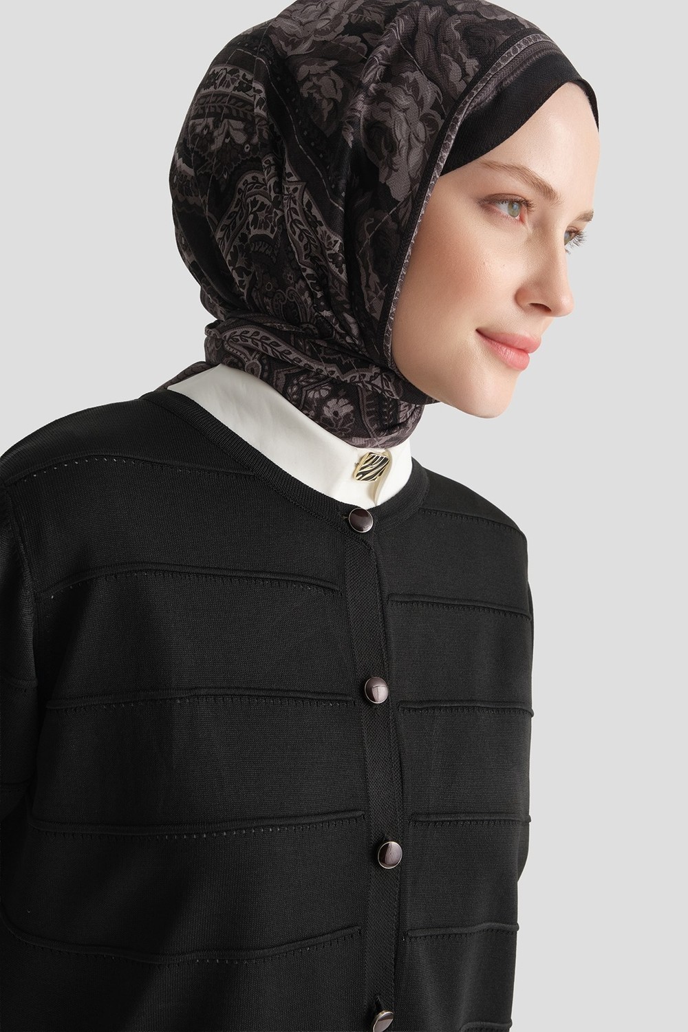 Armine Şeritli Basic Triko Hırka Siyah görsel 6