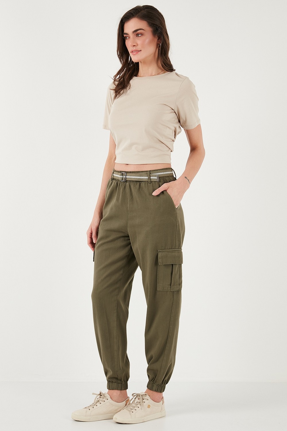 Lela Pamuklu Standart Fit Normal Bel Lastikli Paça Kemerli Jogger Pantolon Bayan Pantolon 668YP5045