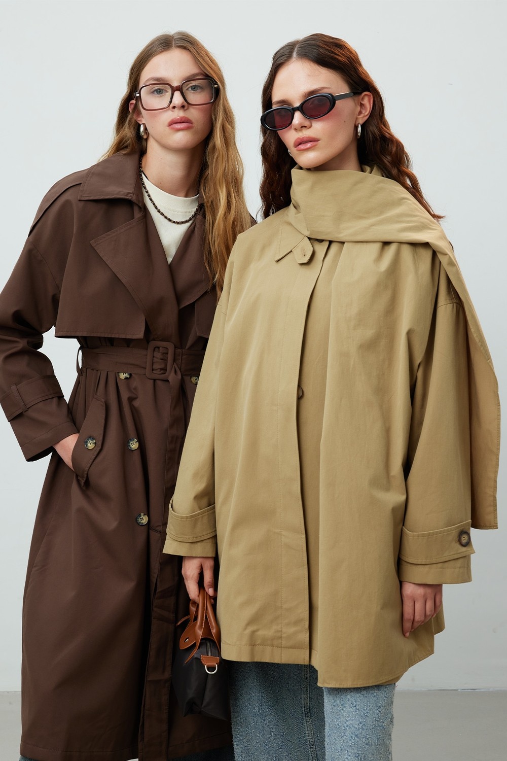 Manuka Stokholm Yeşil Oversize Trençkot Şal Detaylı Pamuk Malzeme ile Şık Tasarım