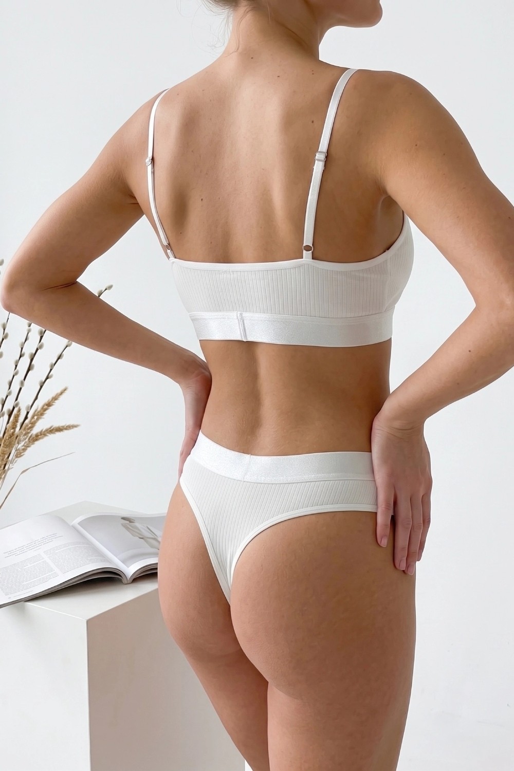 Lisinya Kadın Ekru Çıkarılabilir Pedli Fitilli Dantelli Bralet Takımı görsel 2