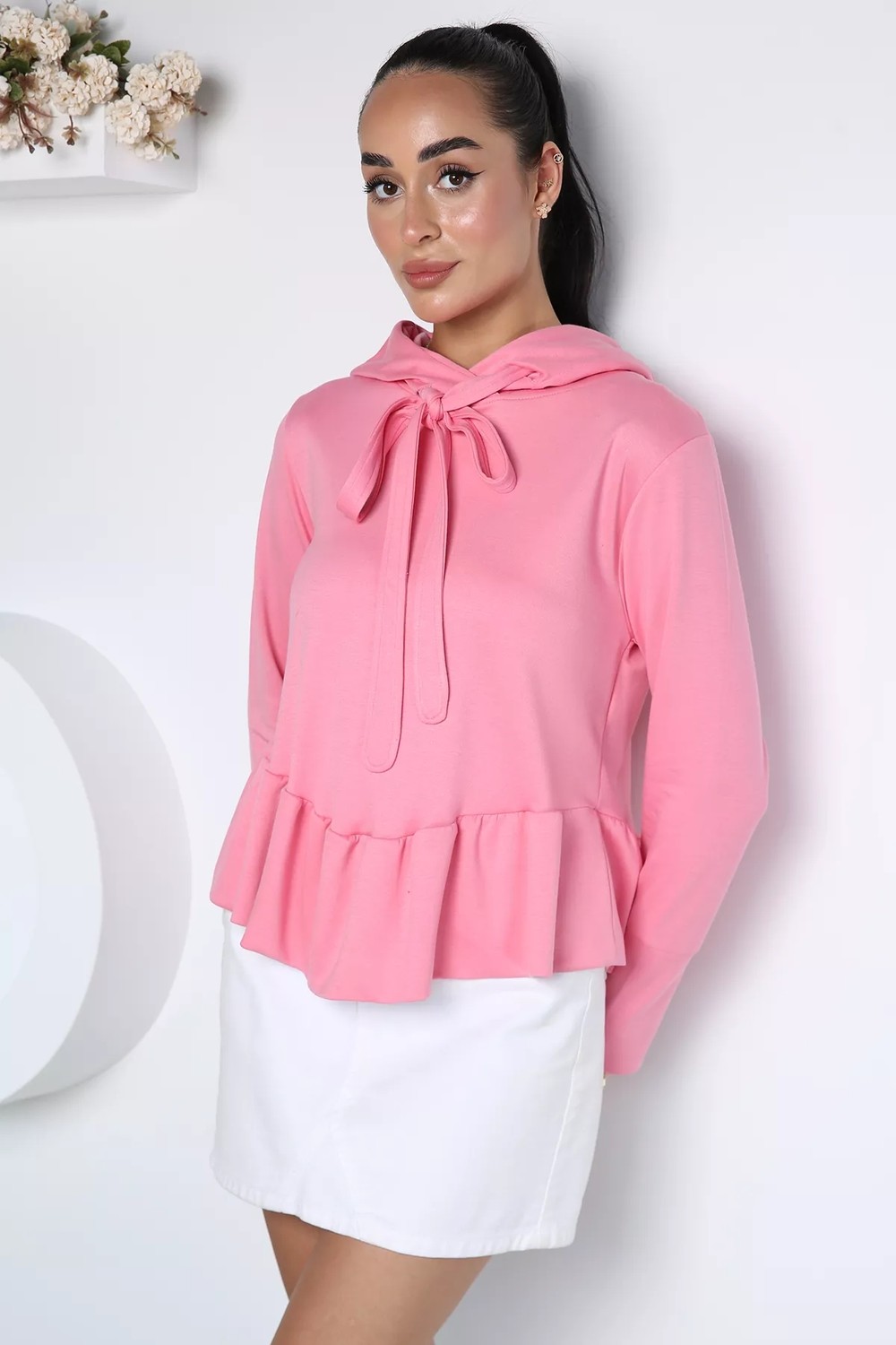 Gülseli Kadın Eteği Fırfırlı Kapüşonlu Sweatshirt P-00023096