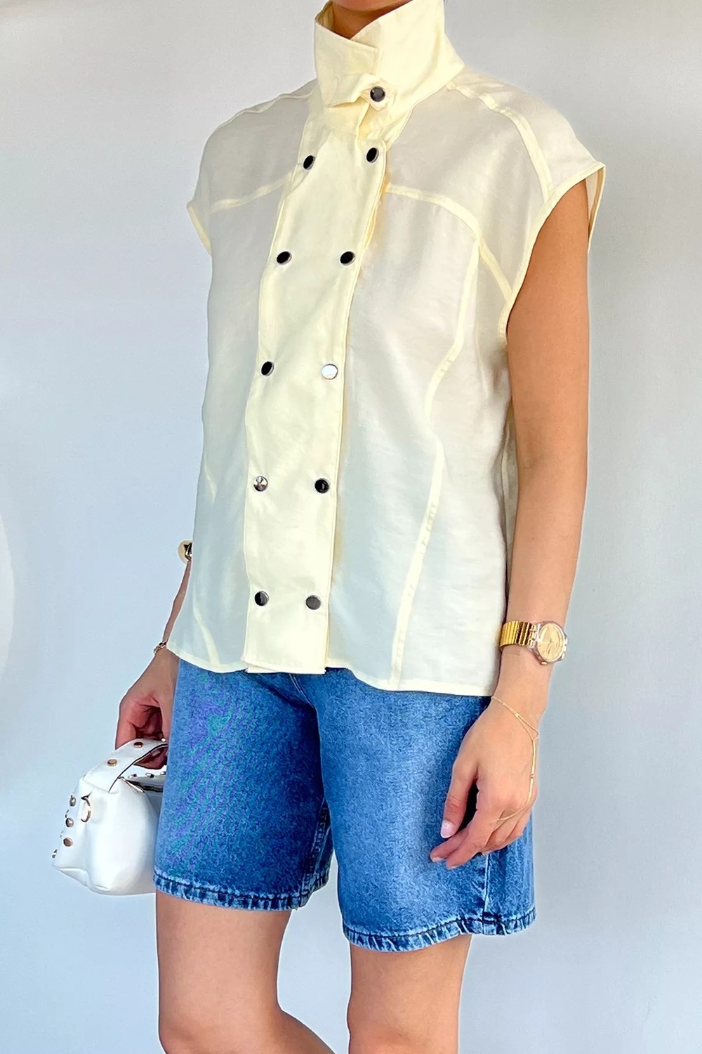 Gülseli Kadın Ön Çıtçıtlı Dik Yaka Kolsuz Gömlek P-00022053 görsel 4