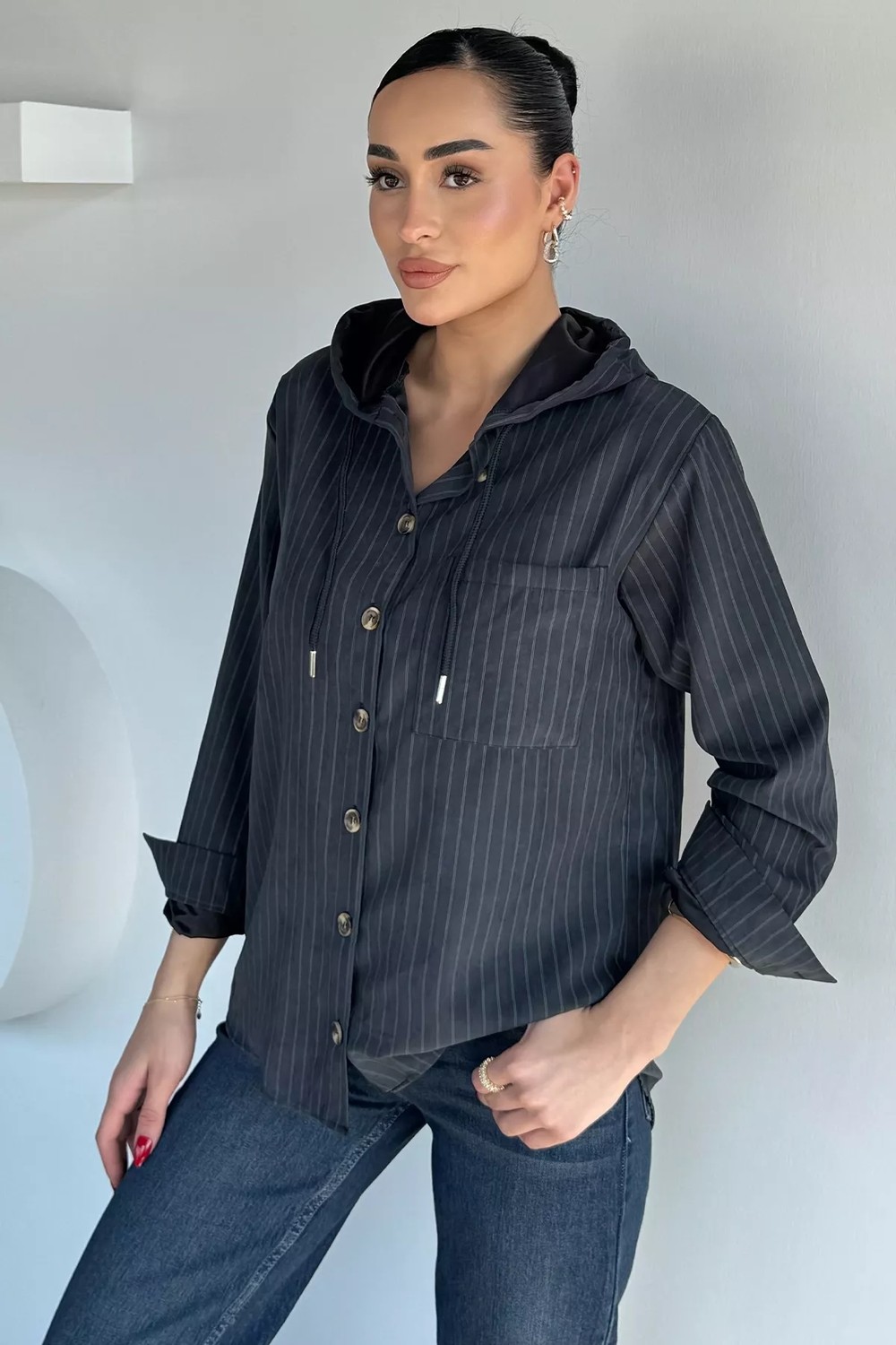 Gülseli Kadın Çizgi Desenli Kapüşonlu Spor Gömlek P-00021452
