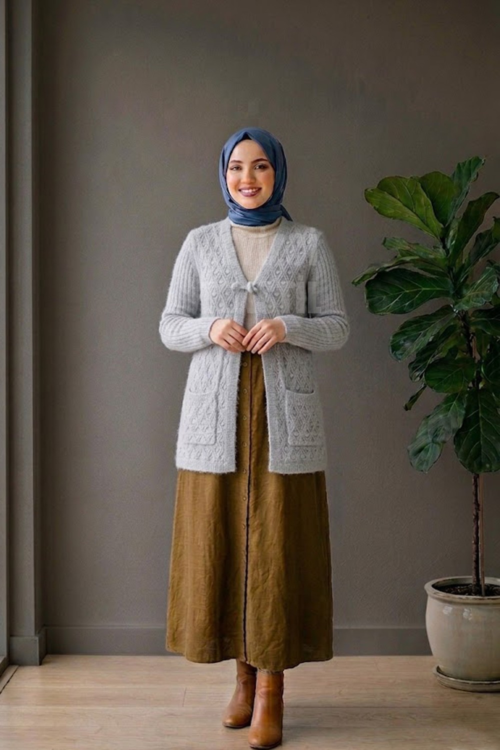 Belirtilmemiş Yumoş Ponpon Bağlamalı Yelek - Gri