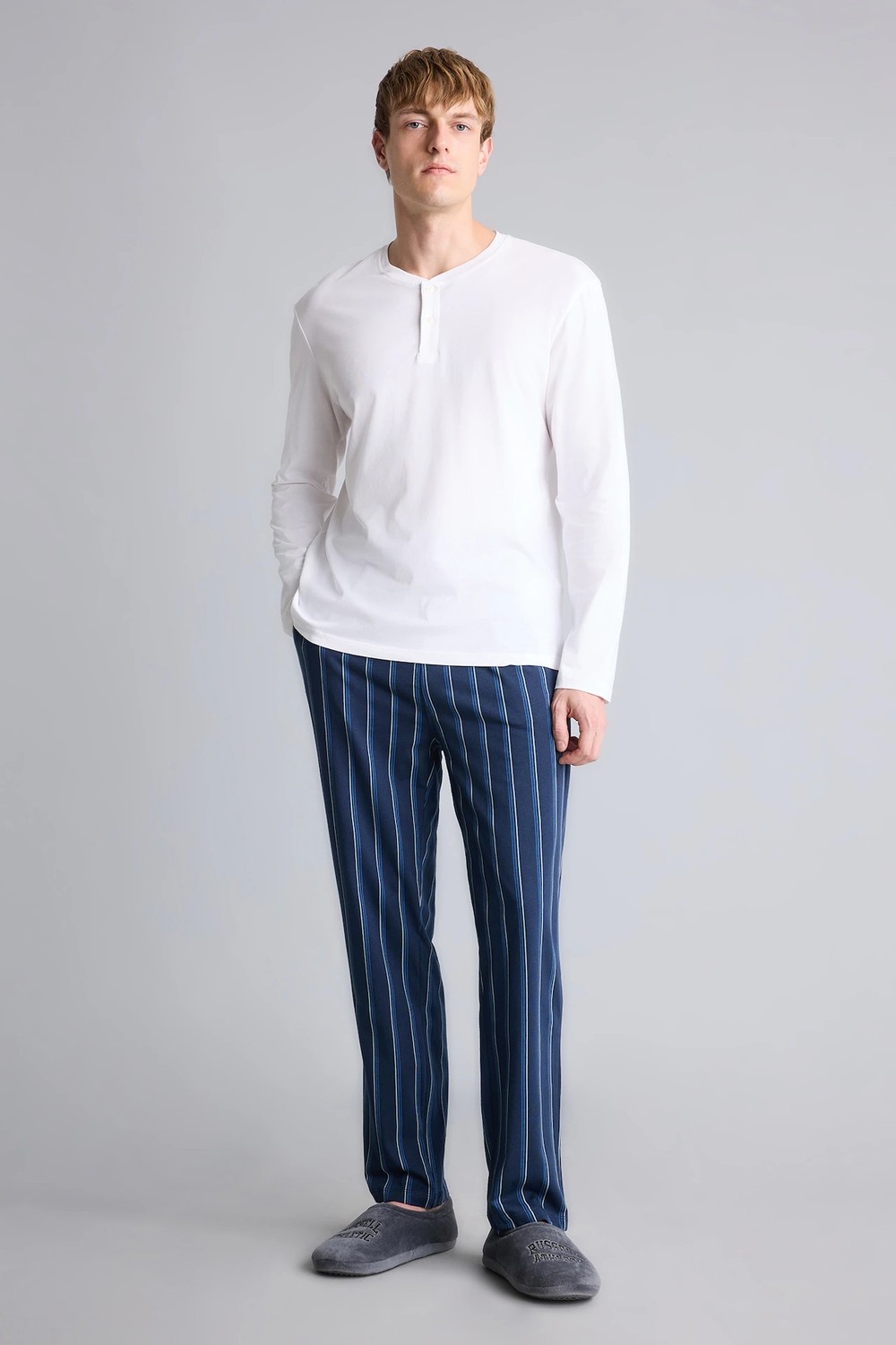 DeFacto %100 Pamuk New Regular Fit Uzun Kollu Düğme Detaylı Üst Çizgili Alt 2'li Pijama Takımı H7607AX26AU
