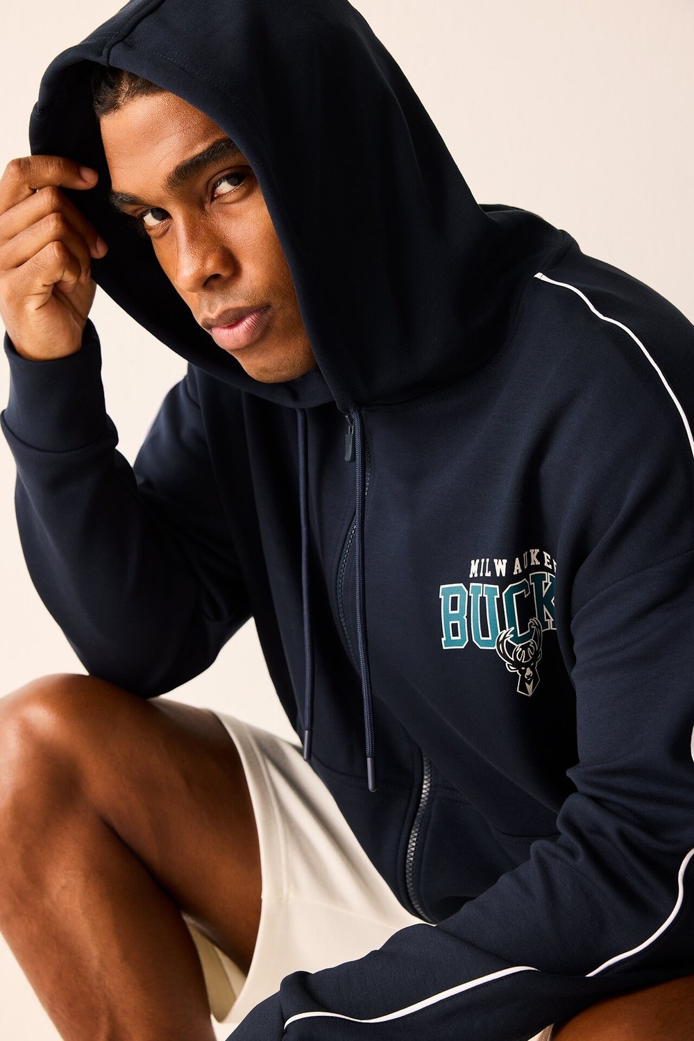 DeFacto NBA Milwaukee Bucks Oversize Kapüşonlu Cepli Fermuarlı Sweatshirt Hırka H7762AX26AU görsel 6