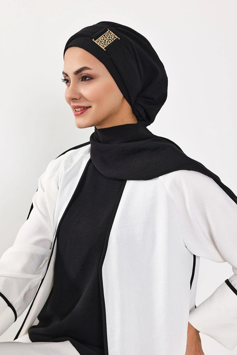 Aisha's Design Dekolte Kapatabilen Gold Aksesuarlı Hazır Türban,Siyah,HT-11A görsel 8