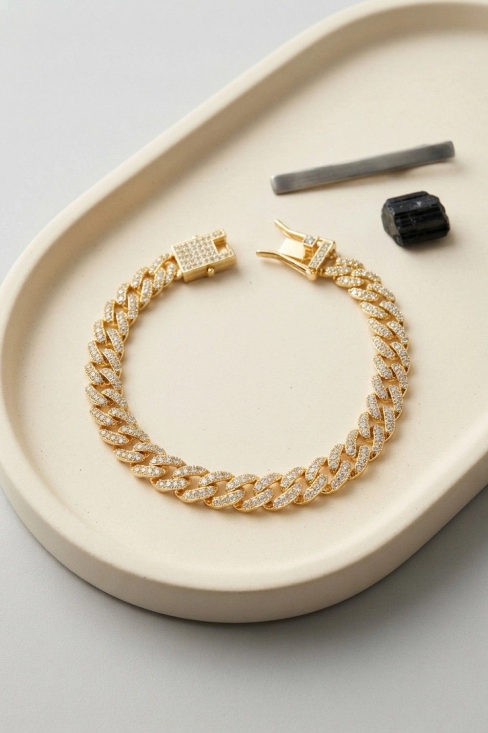 Marsilyan Gold Renk Zirkon Taşlı Cuban Zincir Model Klips Kapamalı Erkek Bileklik TJ-EB3819