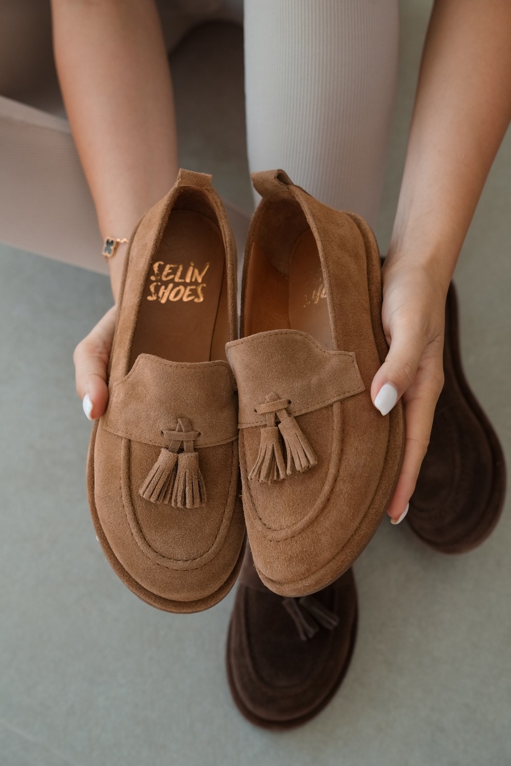 Selin Shoes Belluno Hakiki Deri Püsküllü Kadın Loafer- Vizon Süet görsel 5