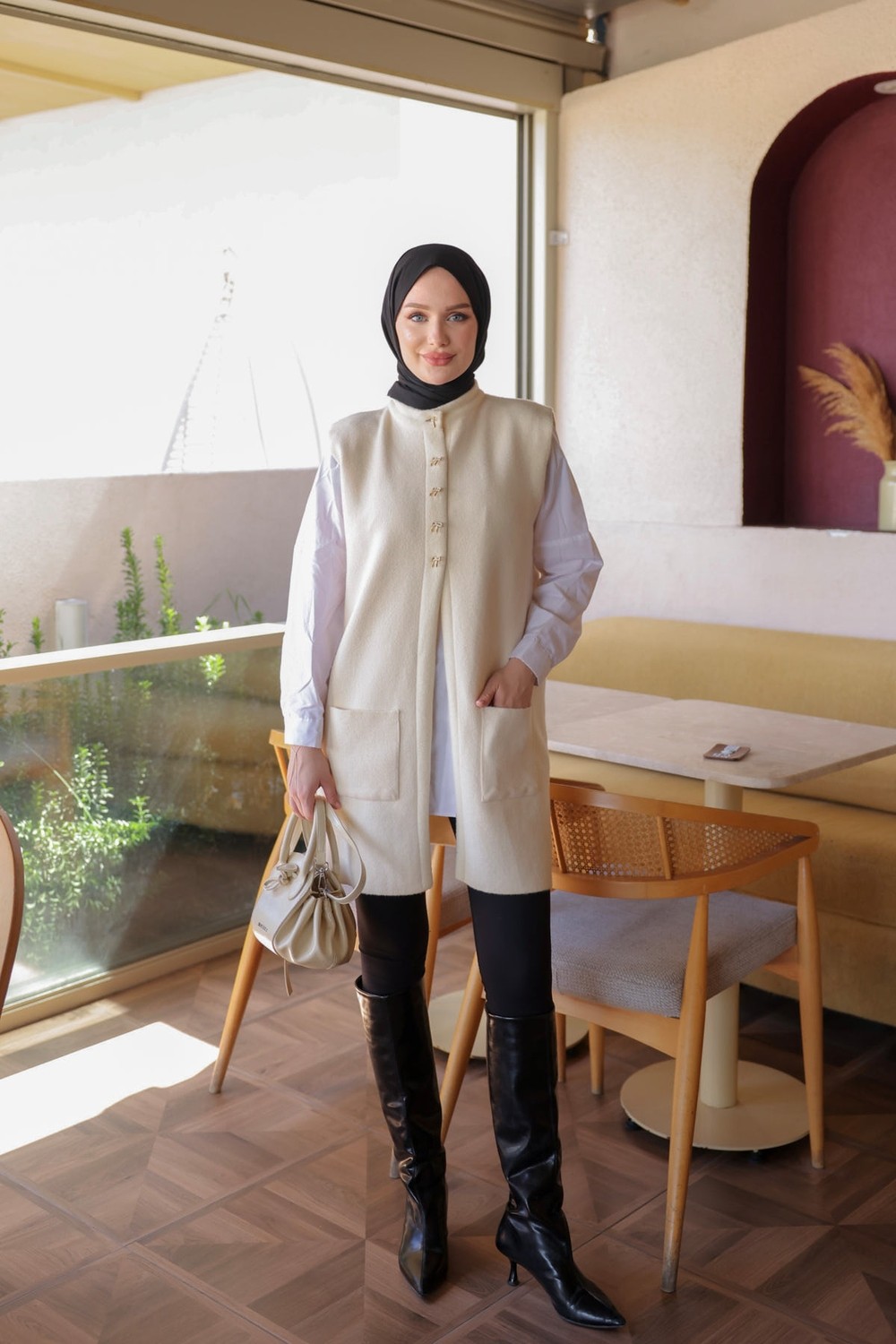 İmaj Butik Krem Fiyonk Düğmeli Keçe Yelek görsel 7