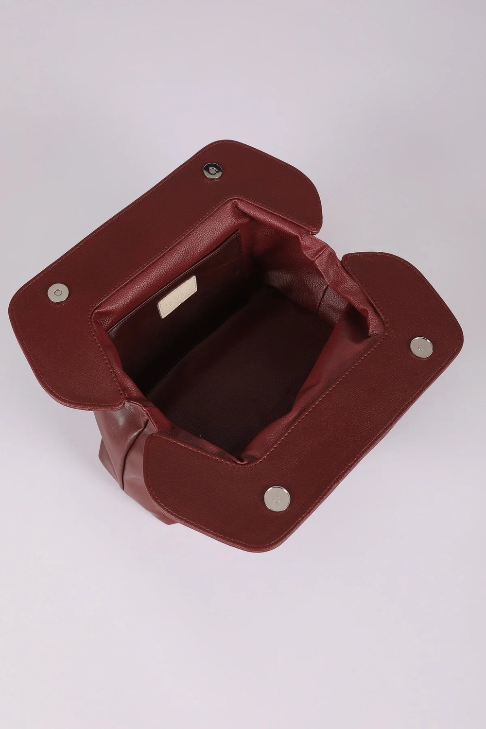 Heybes Kadın Taba Vegan Deri Büzgü Tasarım Mıknatıs Mekanizmalı Modern Clutch El Çantası görsel 6