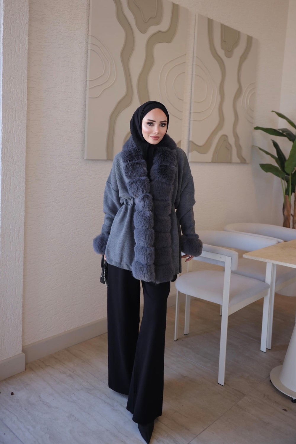 İmaj Butik Siyah Bel Bağlamalı Kürk Detaylı Triko Hırka görsel 3