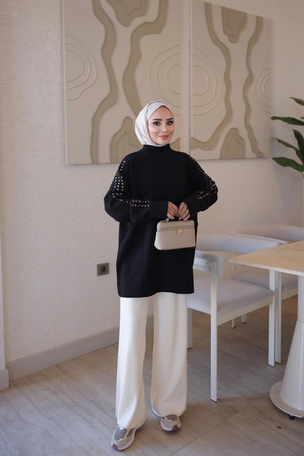 İmaj Butik Krem Corsman Kol Katlı Omuz Taşlı Triko Tunik görsel 7