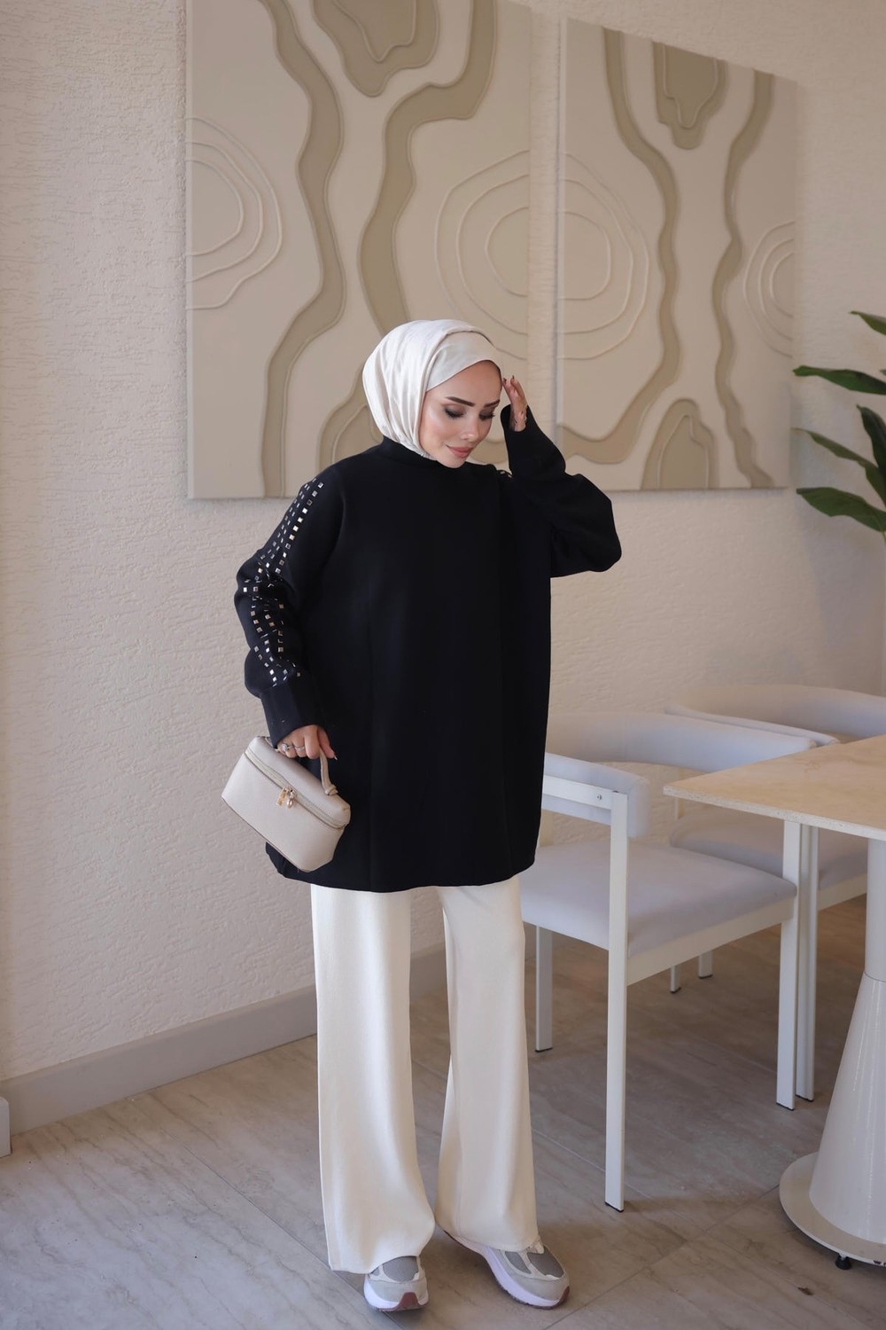 İmaj Butik Krem Corsman Kol Katlı Omuz Taşlı Triko Tunik görsel 8
