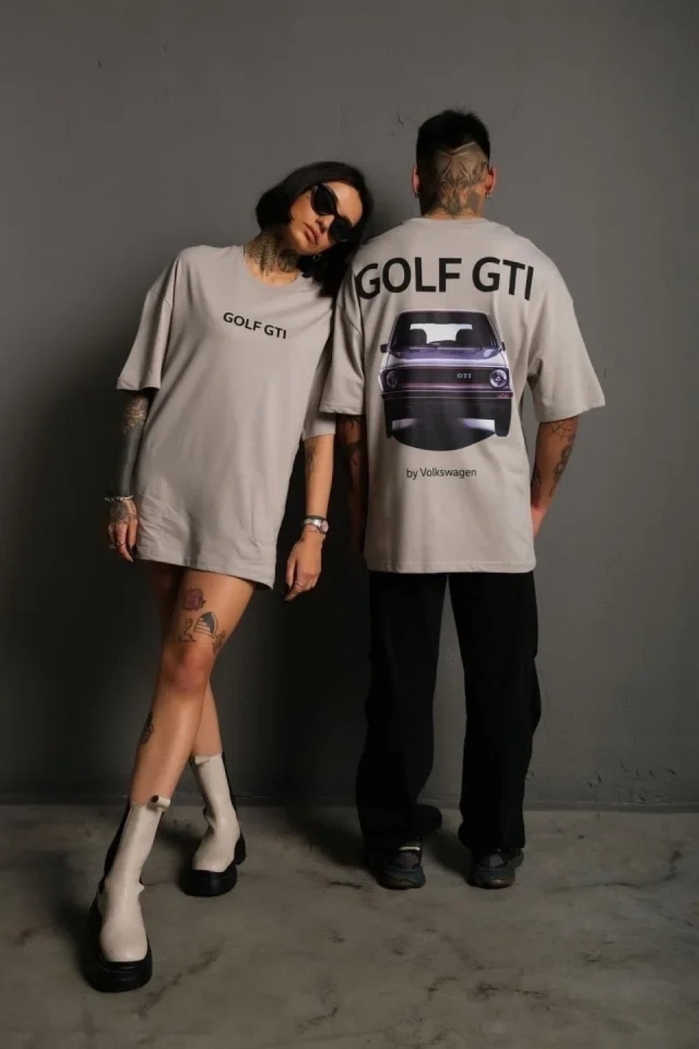 Pileli Store Erkek Oversize Baskılı Tişört, Golf Gtı Retro Araba Desenli, Ön - Arka Dijital Baskı, Sokak Modası Stil - Gri görsel 3