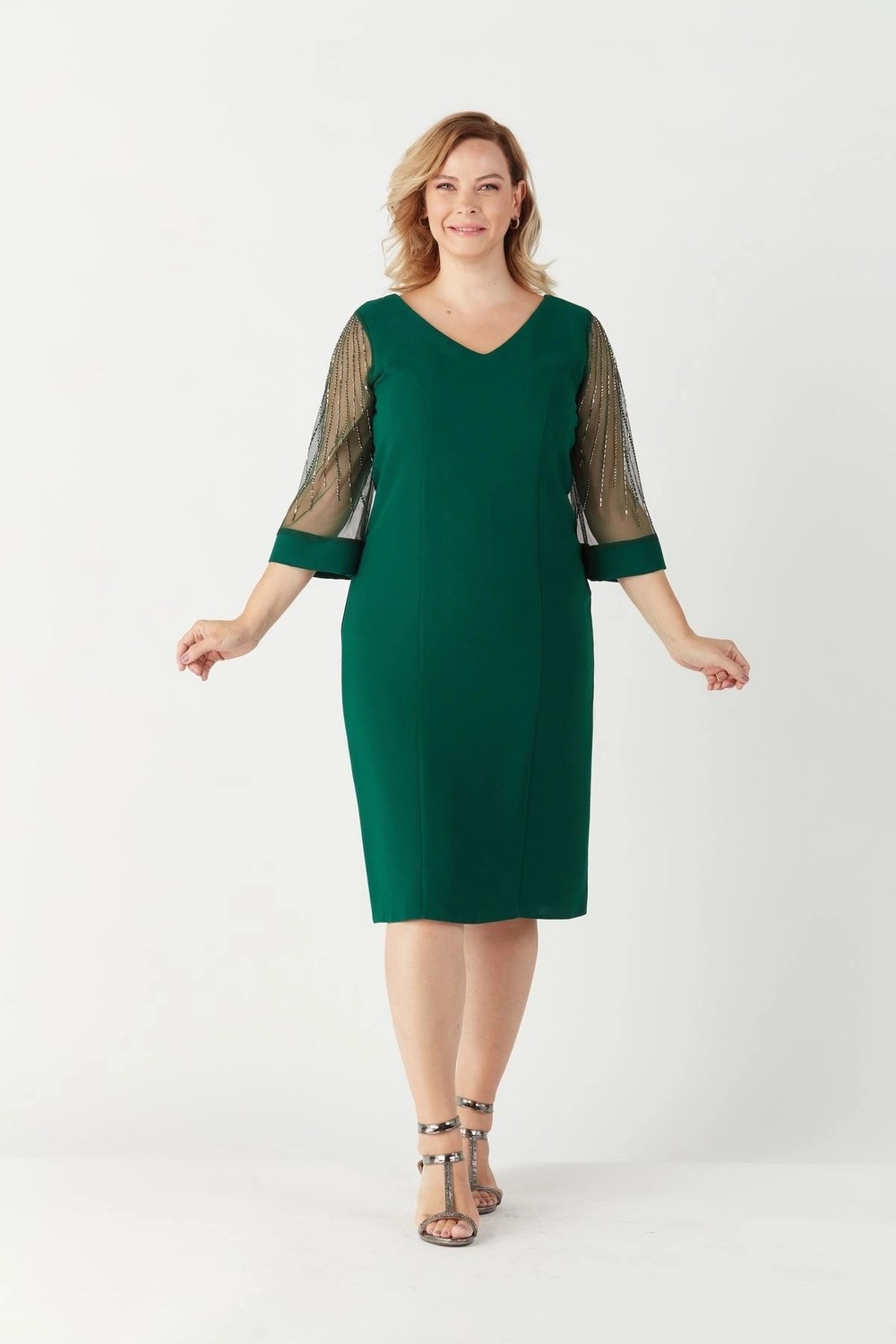 Moda Berray 1349 Yeşil Kolları Taş Işlemeli Şık Büyük Beden Kısa Abiye