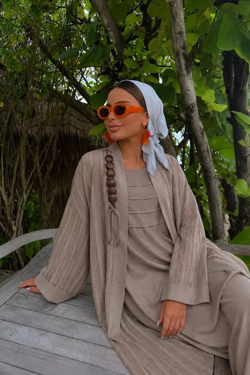 Nazzain Bej Dokulu Abaya 2\'li Takım, Içlikli