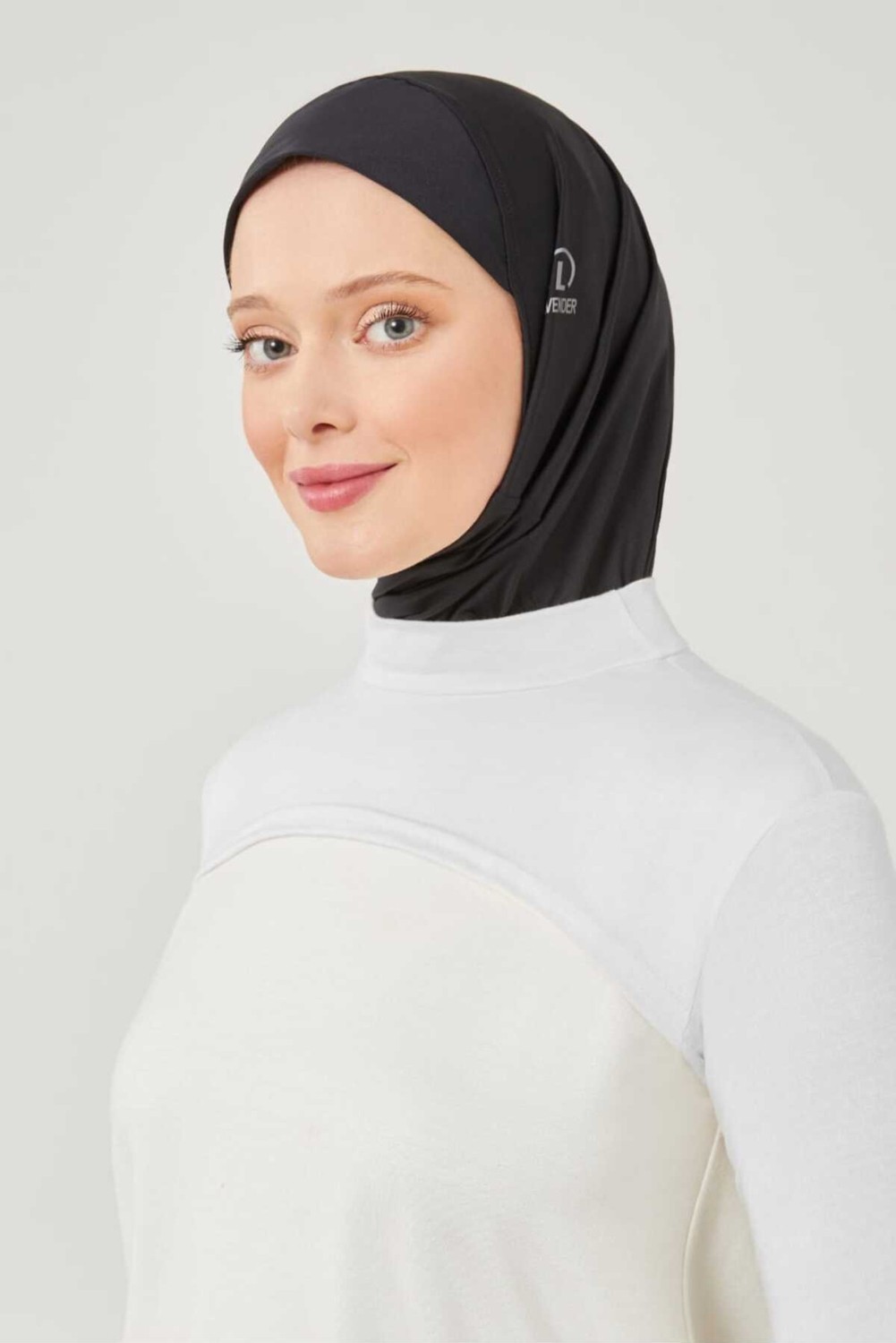 Melodi Scarf Siyah Balıkçı Yakalı Boyunluklu Kolluk Yüksek Nem Tutma Kapasitesi ile Pratik Kullanım görsel 2